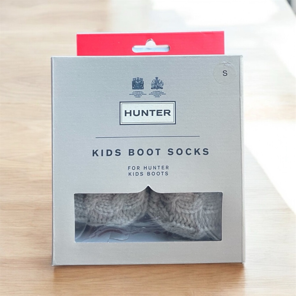 NEW Hunter Kids Recycled 6 Stitch Cable Boot Socks Greige Size Small